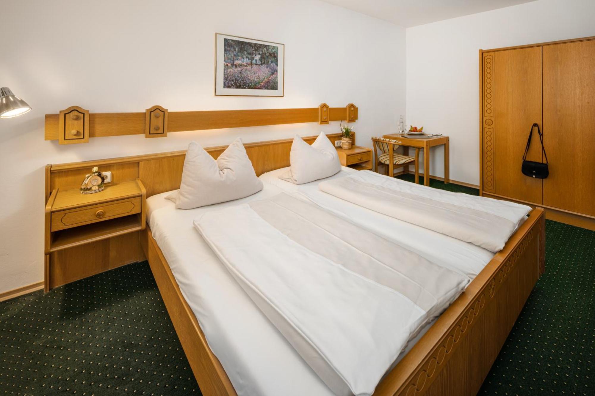 Hotel Zur Post Бад Абах Стая снимка