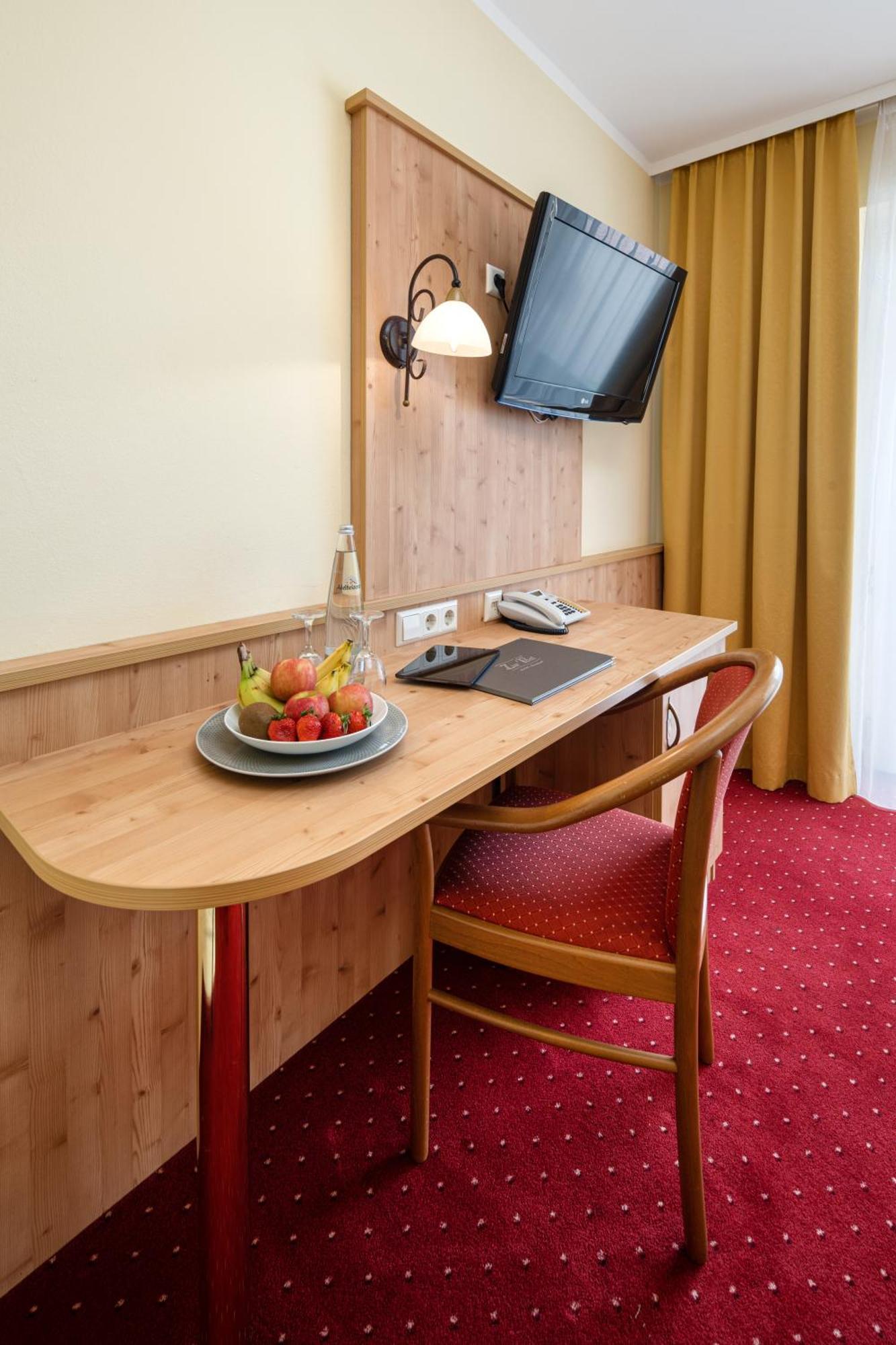 Hotel Zur Post Бад Абах Стая снимка